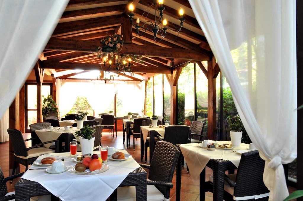 Hotel Ferro Di Cavallo Pavullo nel Frignano Extérieur photo